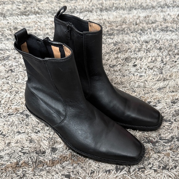 Madewell The Idris Ankle Sleek Black Leather Boots sz 7 - Picture 3 of 12